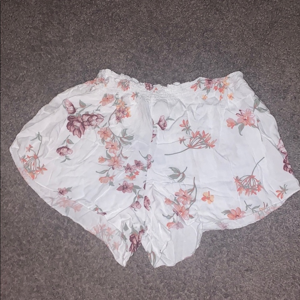 Brandy Melville shorts